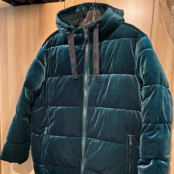 gap green velvet puffer